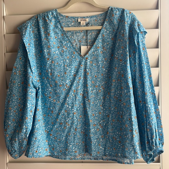 a.n.a Tops - Women blouse size L, lightweight floral patterns